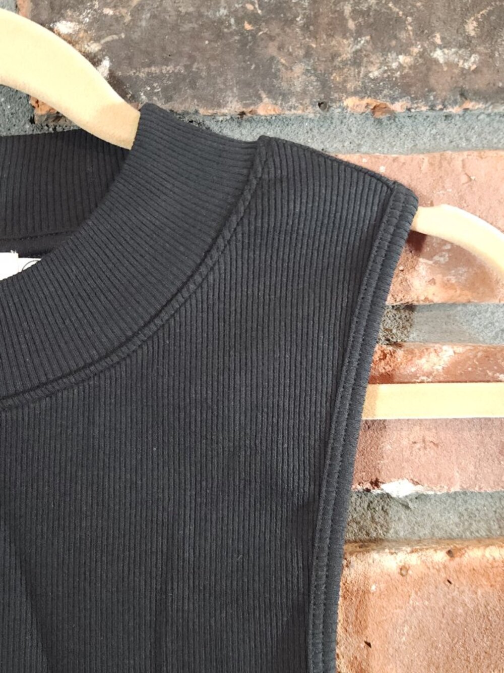 Nation Joan Ribbed Mock Neck Tank Top in Black 90s Minimalist Chic Women's S - Picture 7 of 10